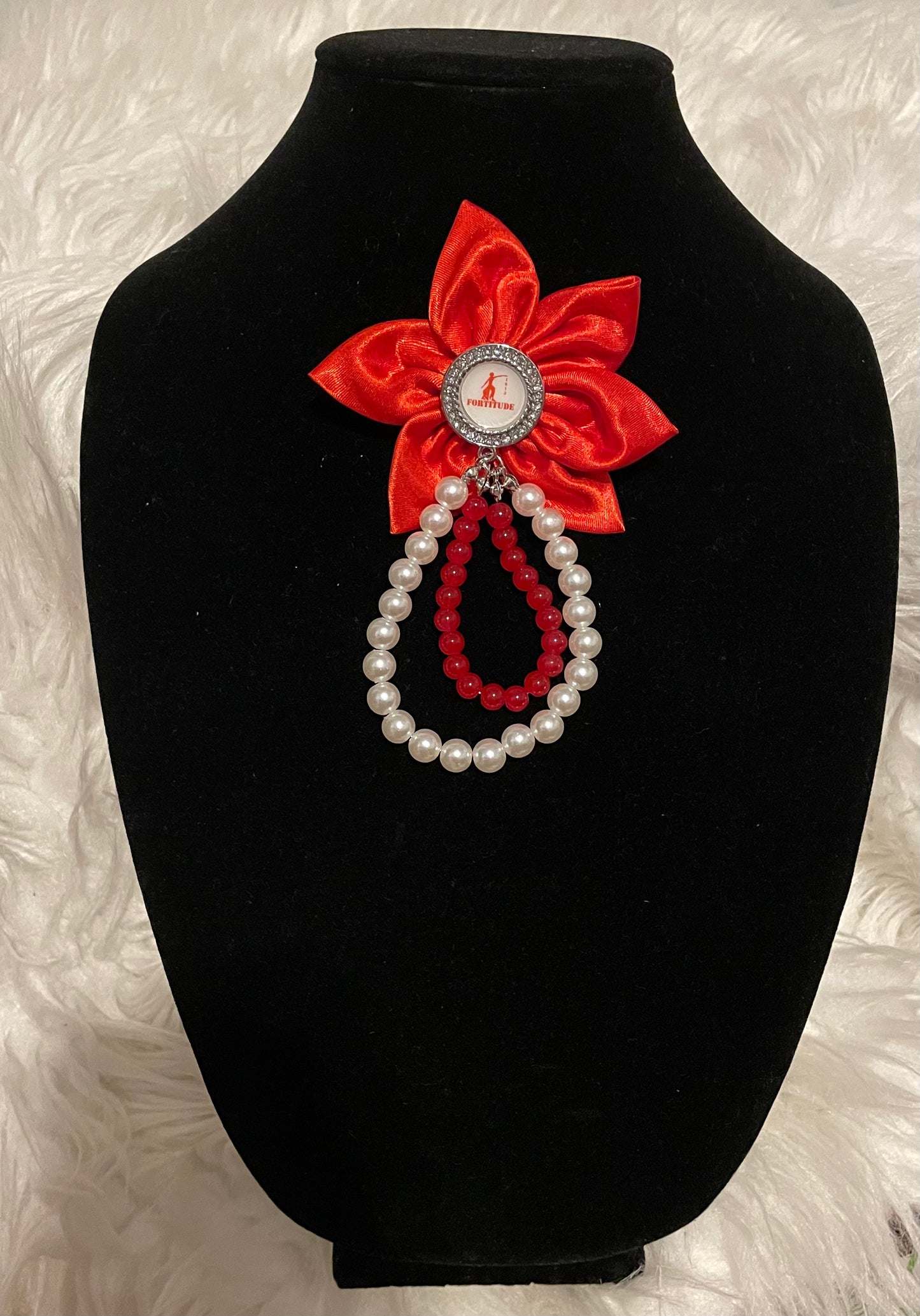DST Brooch